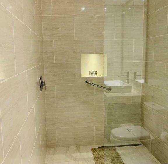 اتاق لوکس, Delfines Collection Hotel By Mercure