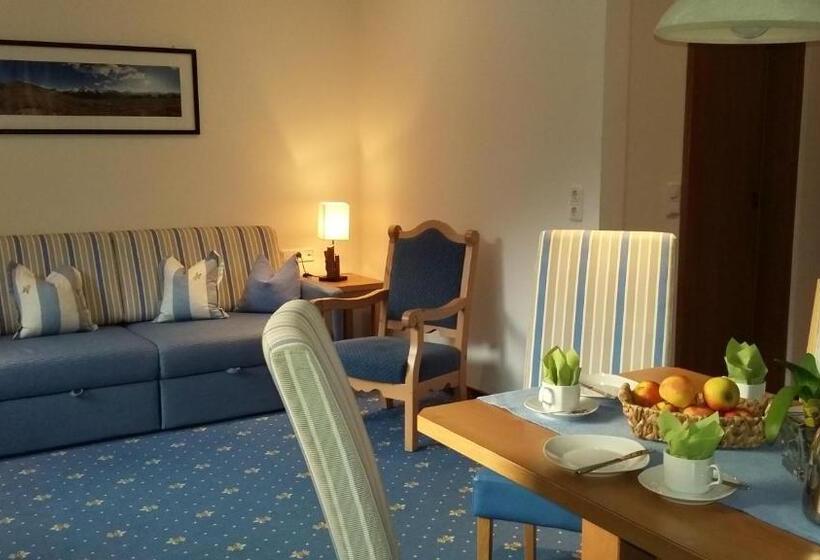 آپارتمان 1 خوابه, Garni Erler