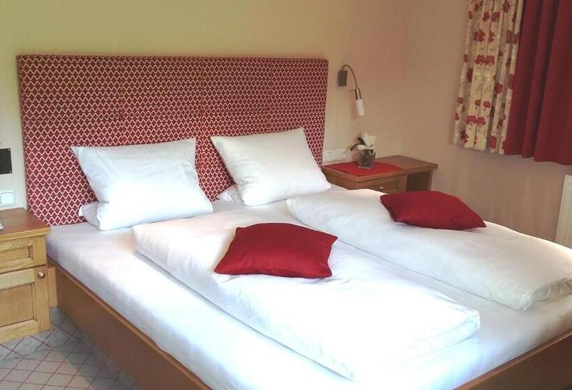 Quarto standart com varanda, Garni Erler