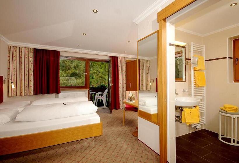 اتاق استاندارد با بالکن, Garni Erler