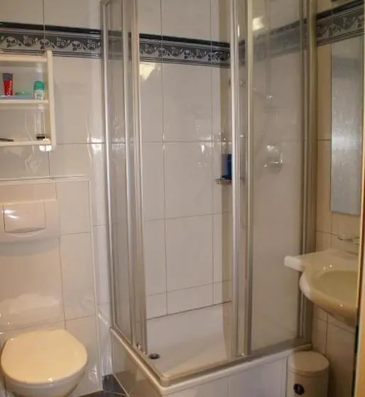 Comfort room with balcony, Garni Erler