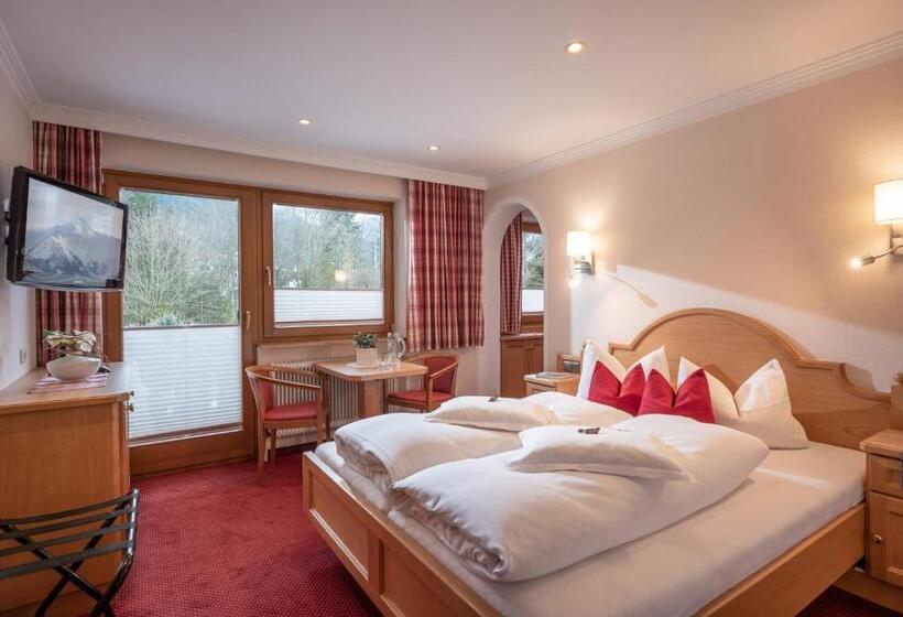 اتاق استاندارد سه تخته با بالکن, Garni Erler