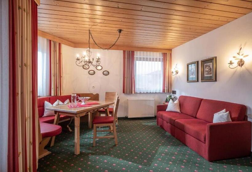 آپارتمان 1 خوابه, Garni Erler