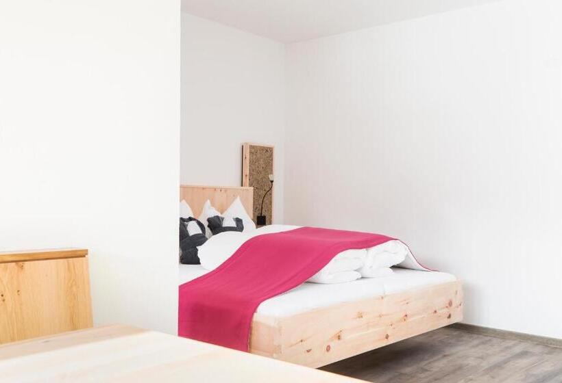 Люкс, Almfamilyhotel Scherer