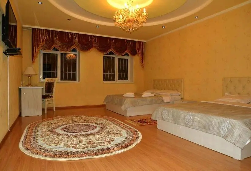 اتاق سوپریور خانوادگی, Astoria B&b