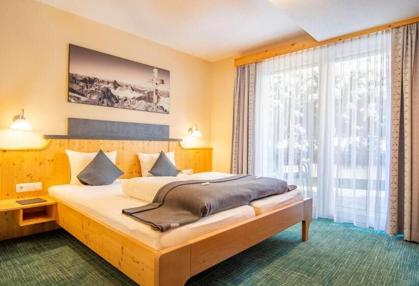 Номер Стандарт с Балконом, Garni Alpenhof