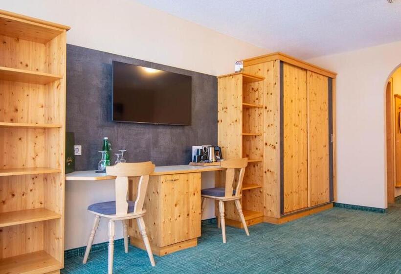 Номер Стандарт Трехместный, Garni Alpenhof