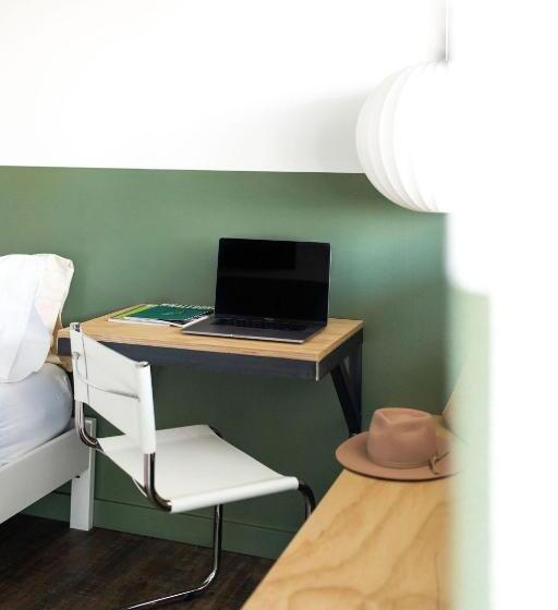 غرفة قياسية سرير كينج, Mellow Moon Lodge