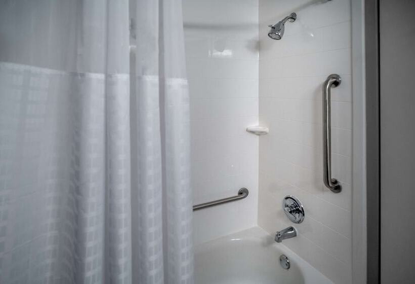 جناح, Best Western Plus Beckley Inn