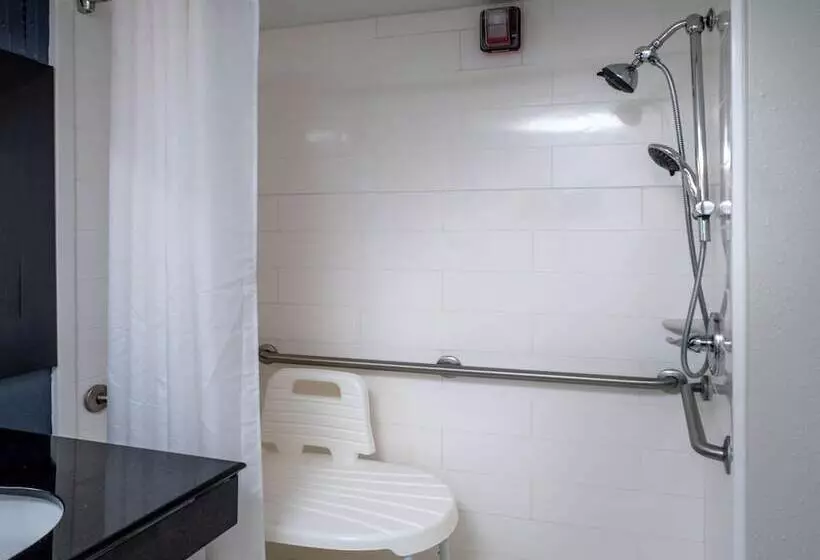 سوئیت برای معلولان, Best Western Plus Beckley Inn