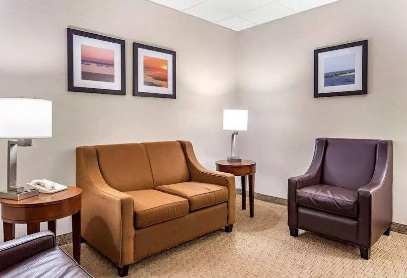 身障者適用スイートルーム, Comfort Inn Syossetlong Island