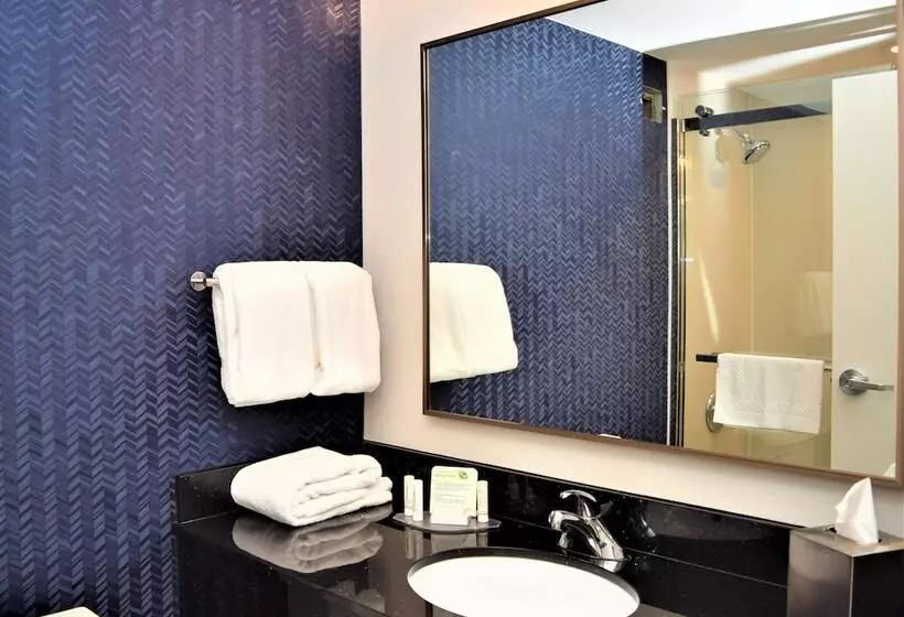２ダブルベッドのスタンダードルーム, Fairfield Inn Corning Riverside