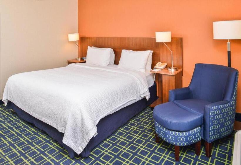 带大床的标准间, Fairfield Inn Corning Riverside