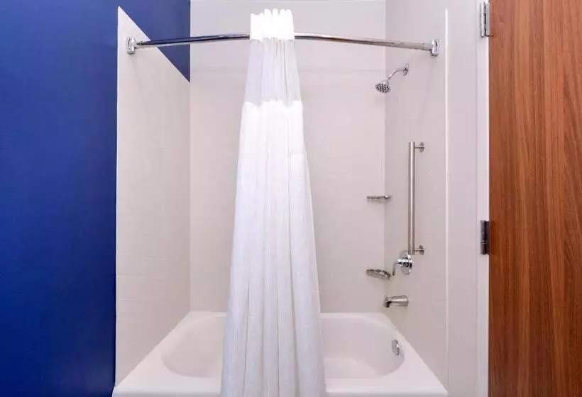 ２ダブルベッドのスタンダードルーム, Fairfield Inn Arlington Near Six Flags