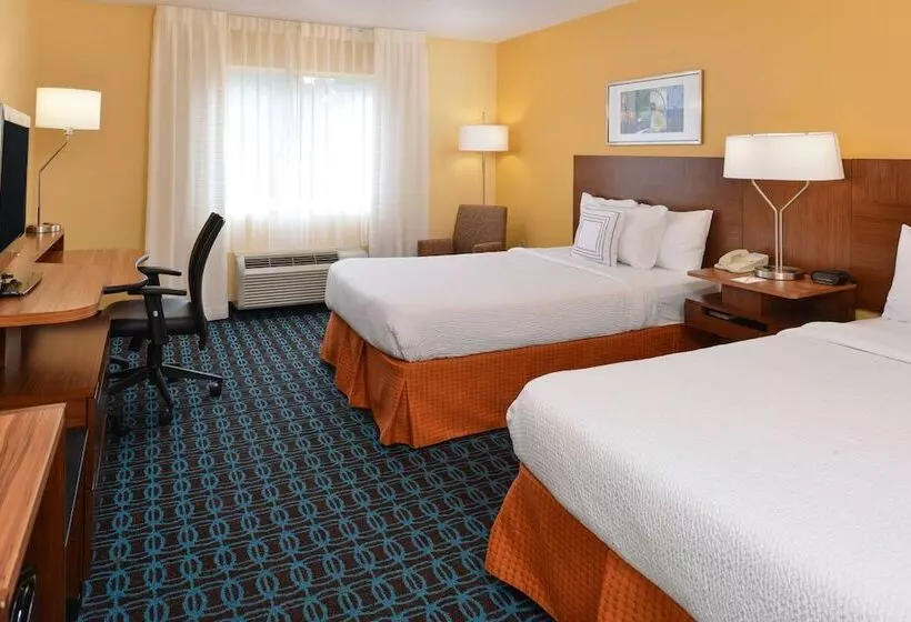 ２ダブルベッドのスタンダードルーム, Fairfield Inn Jacksonville Orange Park