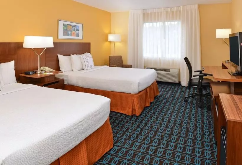 ２ダブルベッドのスタンダードルーム, Fairfield Inn Jacksonville Orange Park