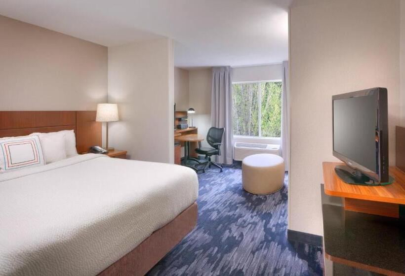 Люкс Кровать Кинг, Fairfield Inn & Suites Seattle Bellevue/redmond
