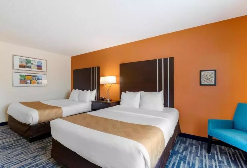 スタンダードルーム, Quality Inn & Suites Keokuk North