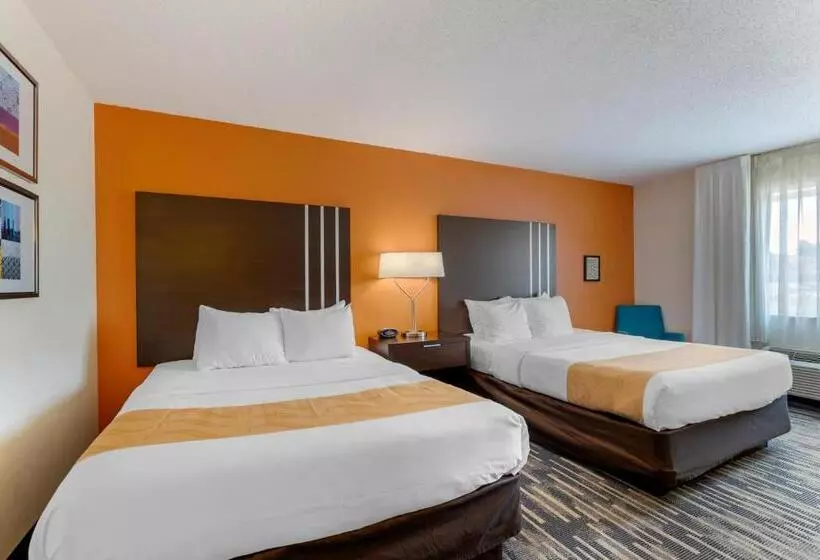 身障者適用スタンダードルーム, Quality Inn & Suites Keokuk North
