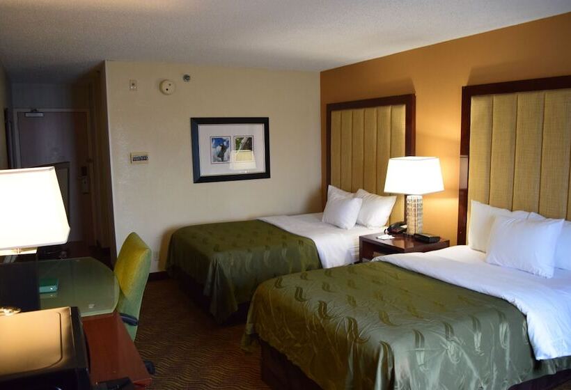 غرفه قياسيه سريرين مزدوجين, Quality Inn