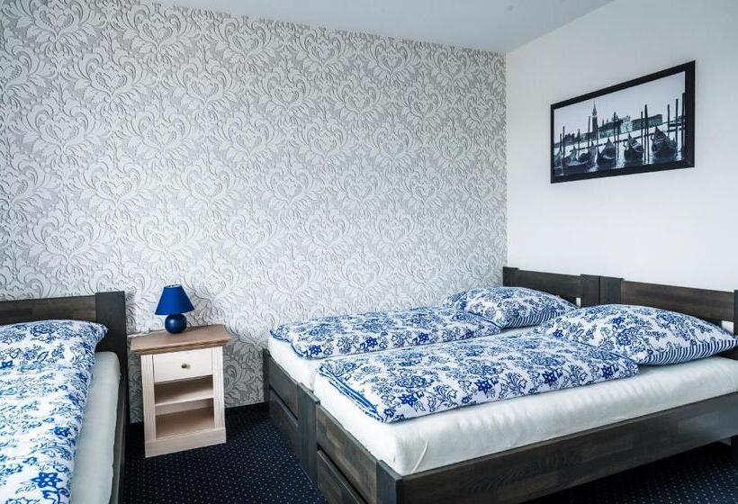 家庭间, Kopeček   Penzion