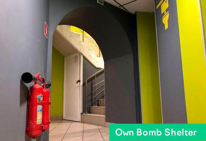 تختخواب در اتاق مشترک, Dream Hostel Kyiv