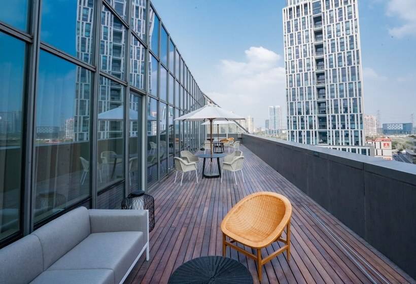 带露台的豪华间, Canopy By Hilton Hangzhou Jinsha Lake