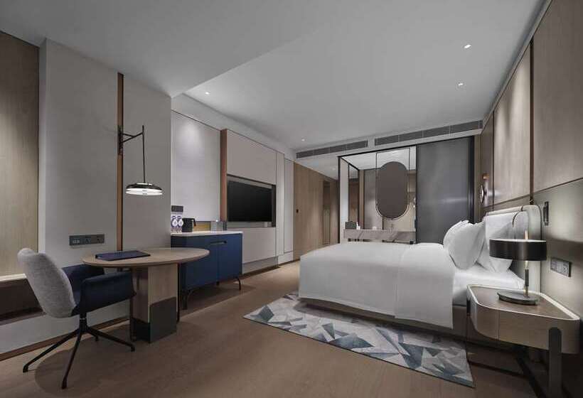 带大床的标准间, Canopy By Hilton Hangzhou Jinsha Lake