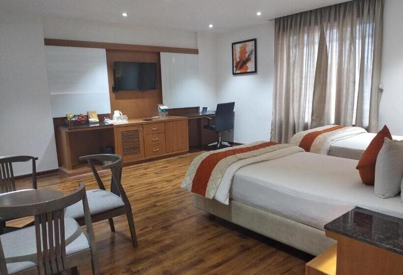 デラックスルーム, Kyriad Hotel Gulbarga By Othpl