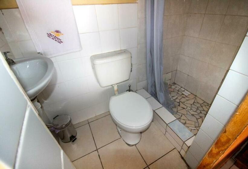 اتاق لوکس با بالکن, Nolapeace B&b