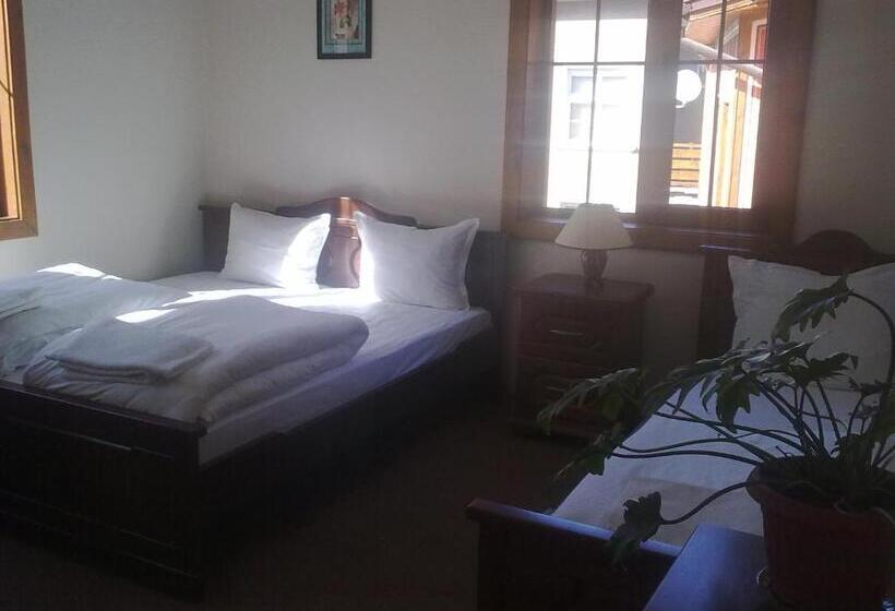 חדר סטנדרט לארבעה, Guest House Todorini Kashti