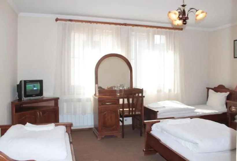 スタンダード４人部屋, Guest House Todorini Kashti