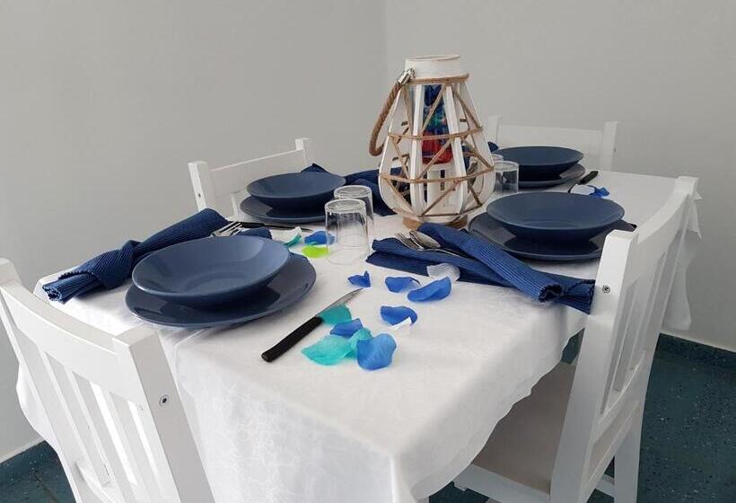 استودیوی استاندارد, Residence Menè