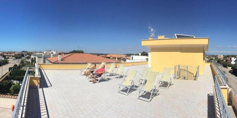 1 Bedroom Penthouse Apartment, Residence Menè