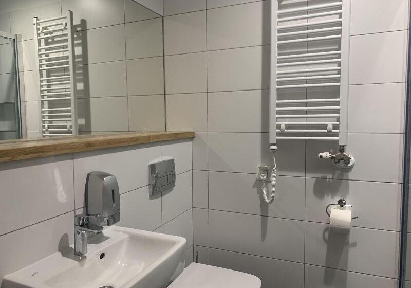 标准间, Traffic Wrocław Stare Miasto