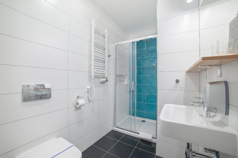 标准单人间, Traffic Wrocław Stare Miasto