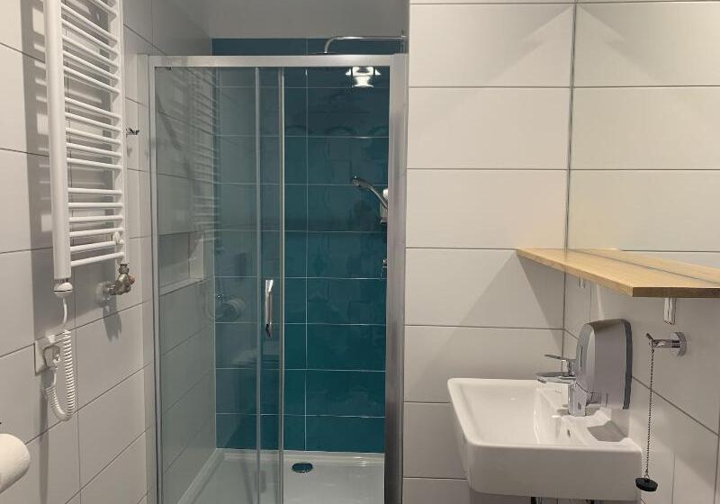 豪华单人间, Traffic Wrocław Stare Miasto