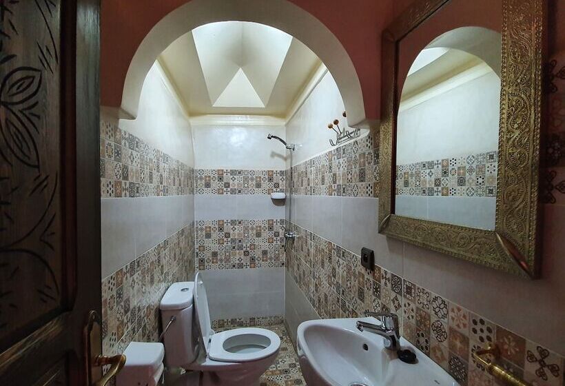 اتاق استاندارد سه نفره, Dar Assarou   Toubkal National Park Lodge