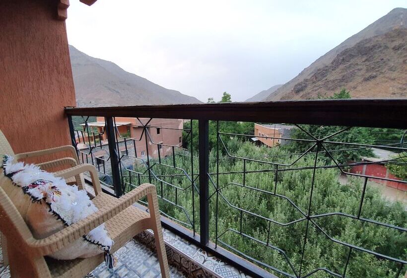 اتاق سوپریور سه تخته, Dar Assarou   Toubkal National Park Lodge
