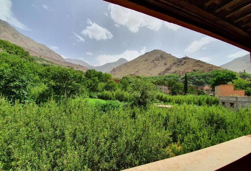 اتاق سوپریور سه تخته, Dar Assarou   Toubkal National Park Lodge
