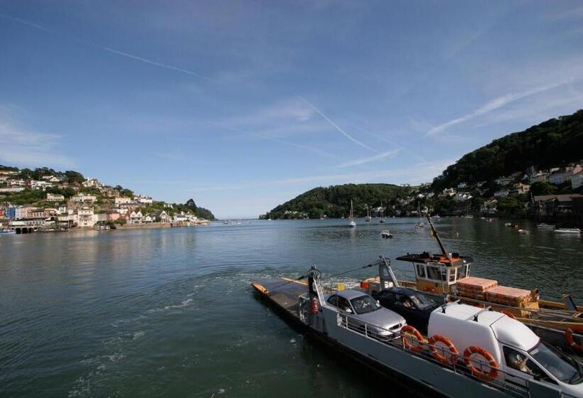 اتاق استاندارد با بالکن, St Elmo House