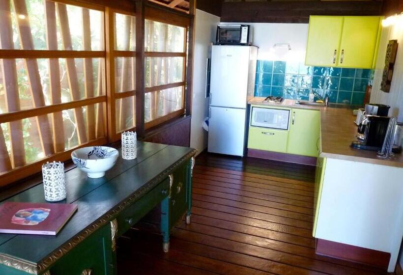 سوییت با چشمانداز دریا, Poerani Moorea