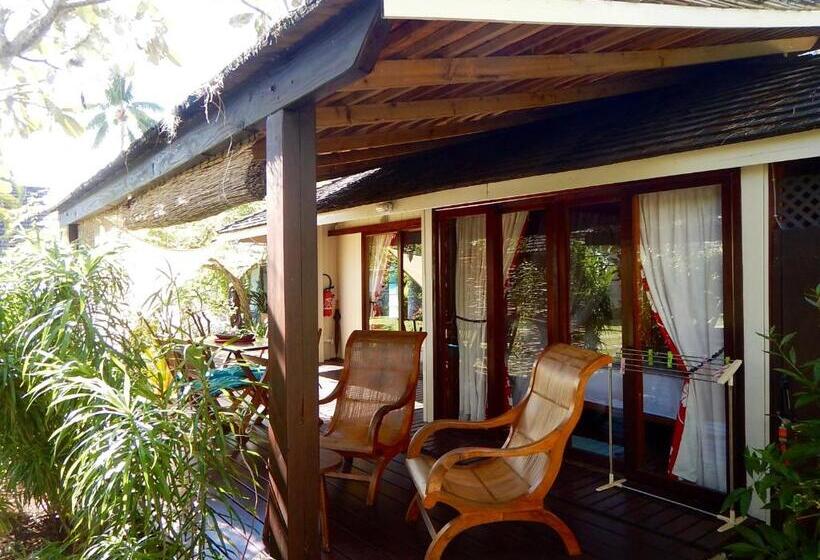 سوییت با چشمانداز باغ, Poerani Moorea