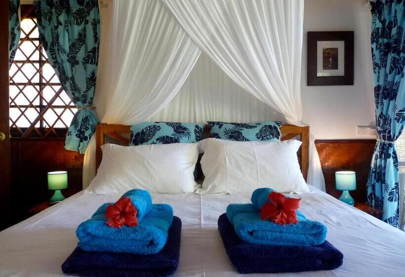 سوییت با چشمانداز دریا, Poerani Moorea