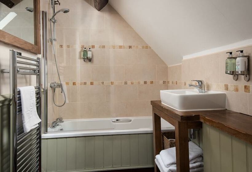 اتاق استاندارد, The King S Head Inn   The Inn Collection Group