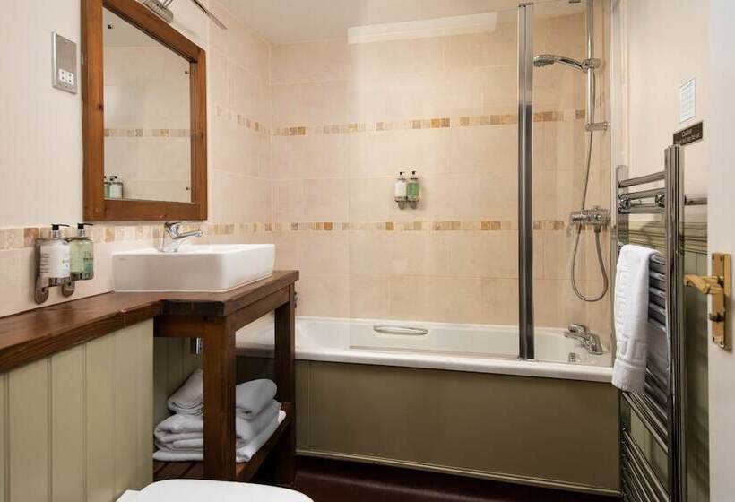 اتاق استاندارد, The King S Head Inn   The Inn Collection Group