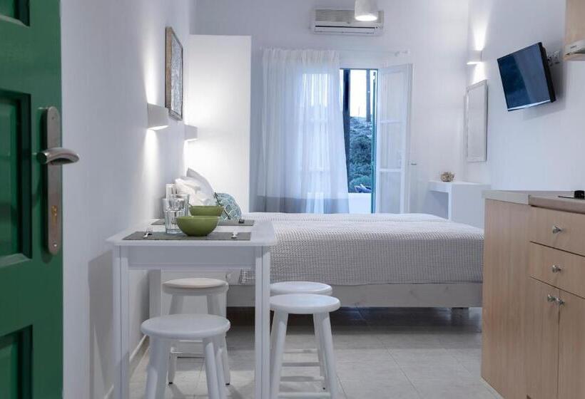 شقة غرفة واحدة, Gaia Lux Inn