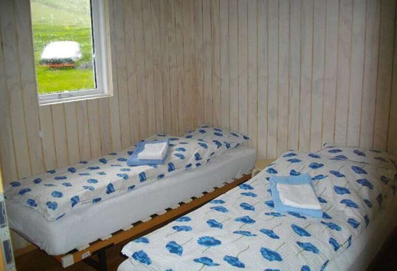 اتاق استاندارد با سرویس بهداشتی مشترک, Korpudalur Hi Hostel