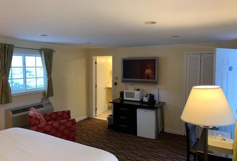 Стандартный Номер Кровать Кинг, Four Winds Country Motel