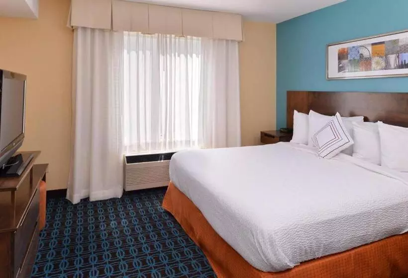 Standard-studio King-vuode, Fairfield By Marriott